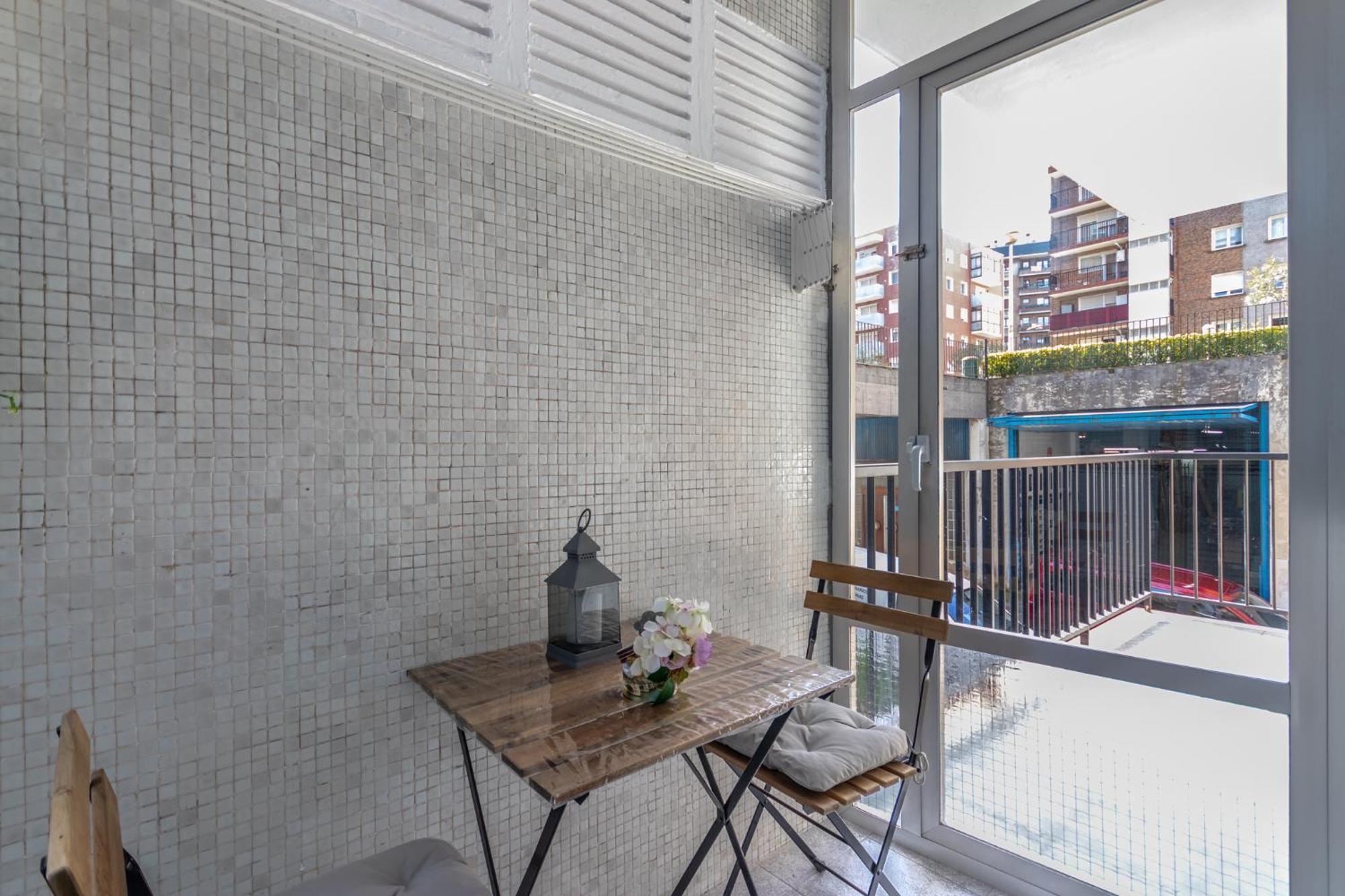 Etxebarria Apartment By People Rentals Bilbao Exterior photo