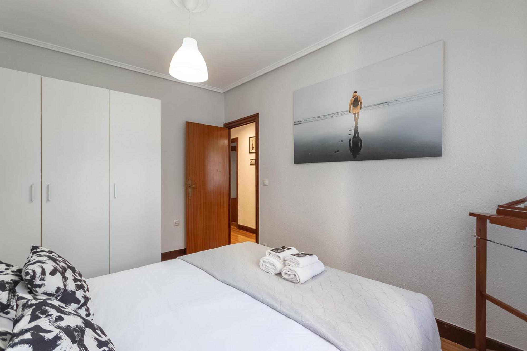 Etxebarria Apartment By People Rentals Bilbao Exterior photo