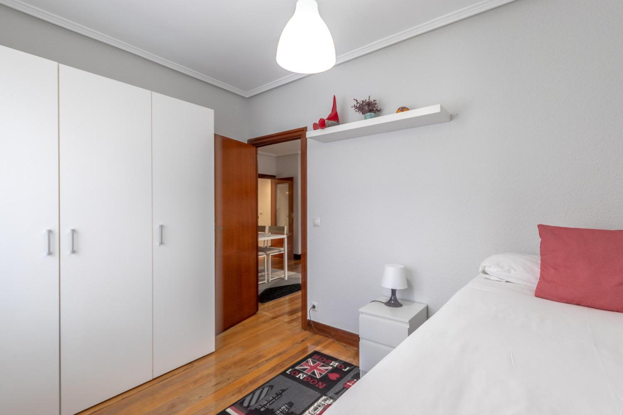 Etxebarria Apartment By People Rentals Bilbao Exterior photo